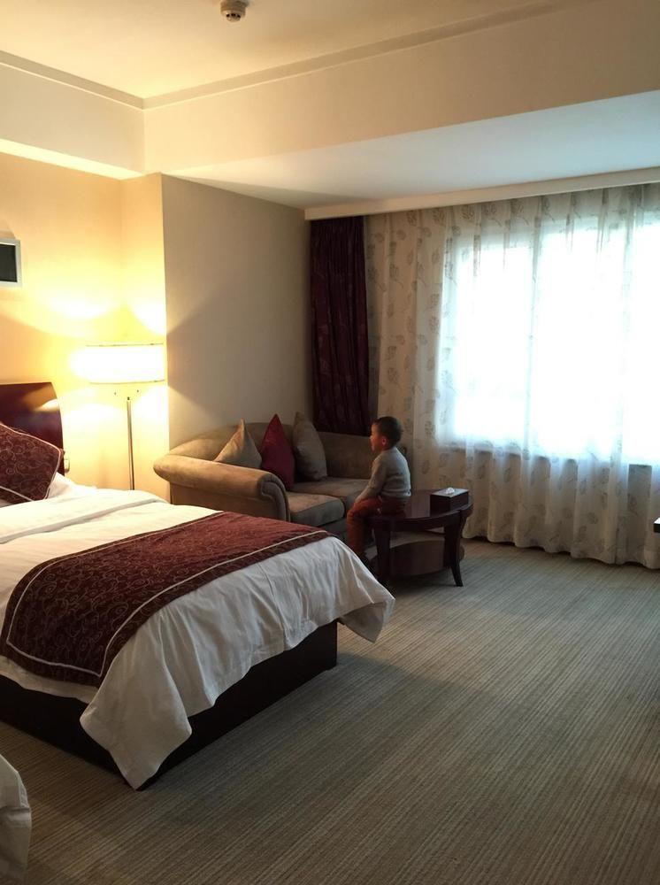 Beijing Jinlongtan Hotel Екстер'єр фото