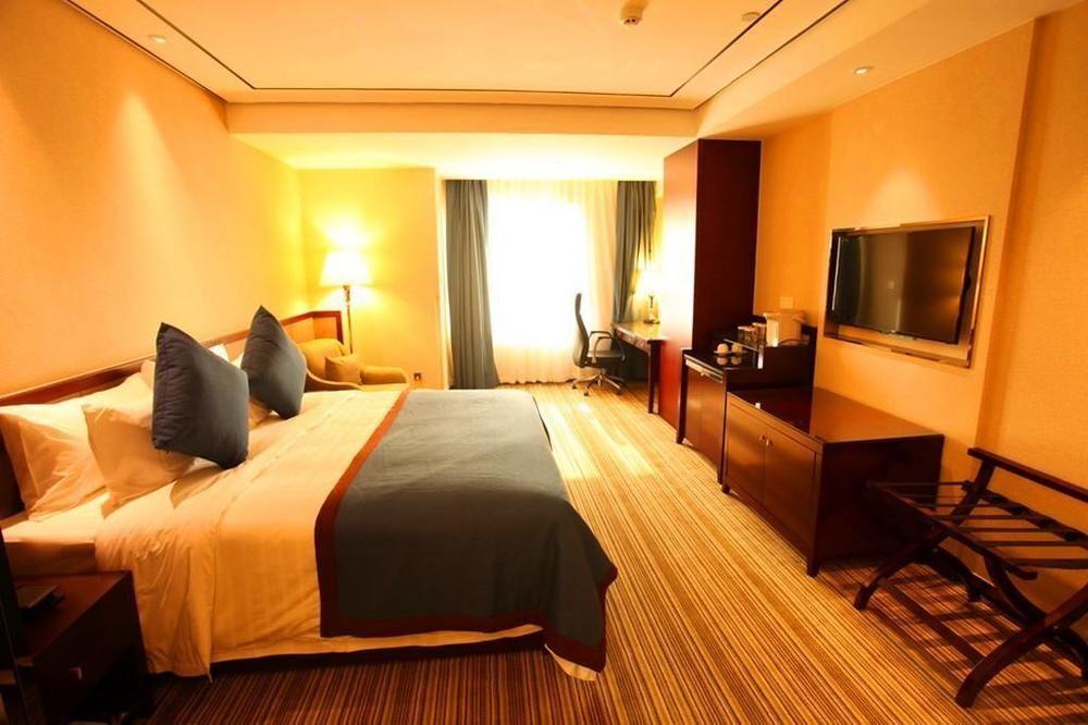 Beijing Jinlongtan Hotel Екстер'єр фото