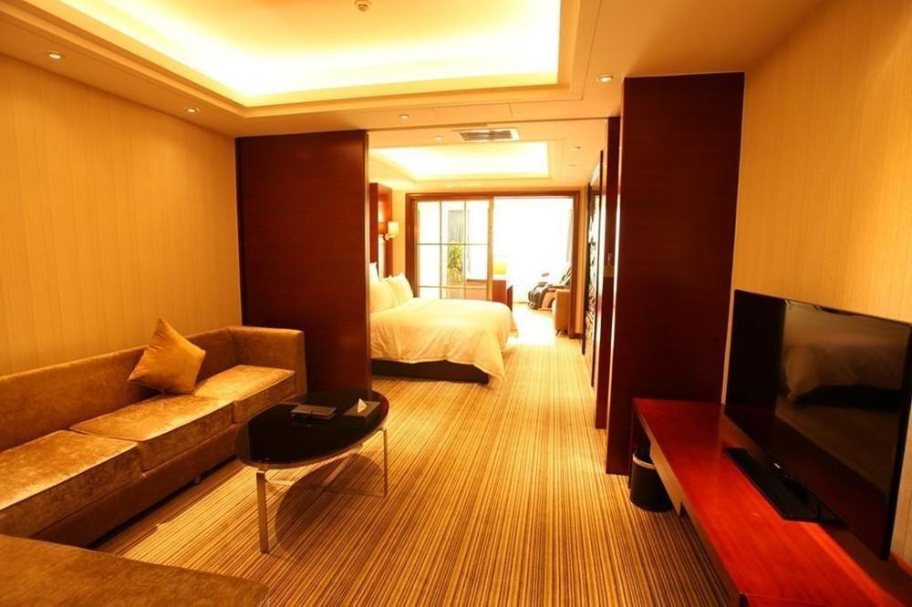 Beijing Jinlongtan Hotel Екстер'єр фото