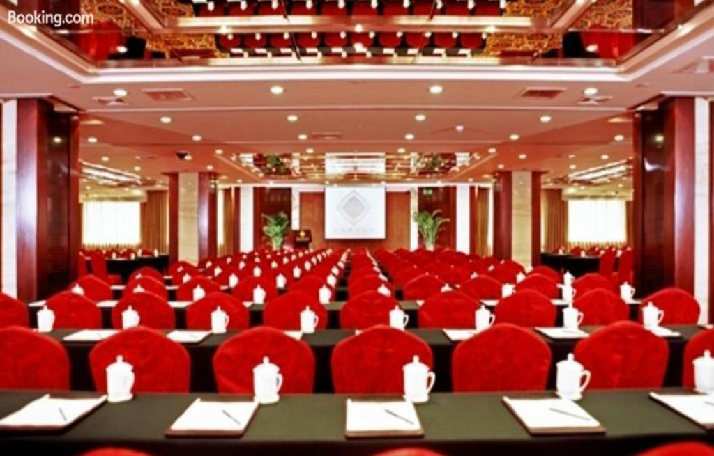 Beijing Jinlongtan Hotel Екстер'єр фото