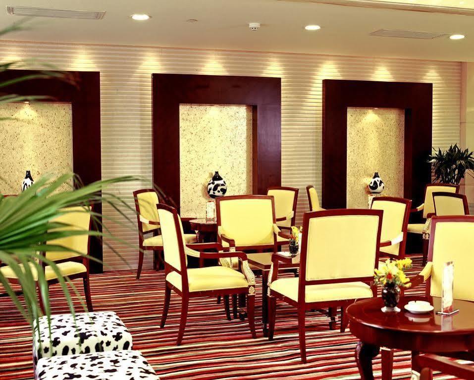 Beijing Jinlongtan Hotel Екстер'єр фото